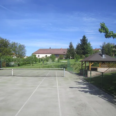 Valuv Dvur Stodola Holiday home Kovarov (Pisek)